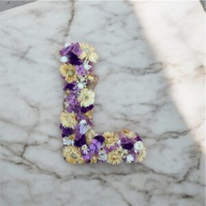 Lettre fleurie modèle Prague